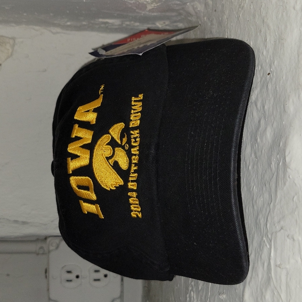 Outback Bowl Hat